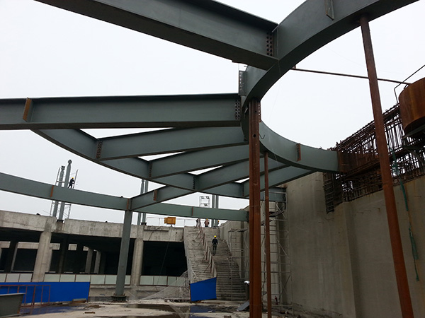 呼和浩特下沉廣場(chǎng)、騰飛之翼