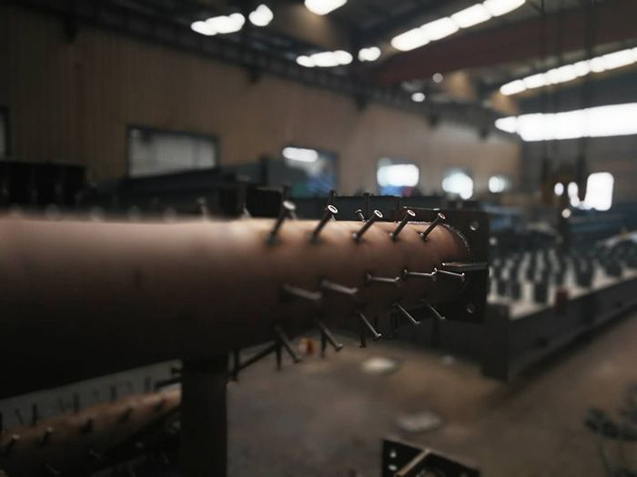 H型鋼梁、格構(gòu)柱