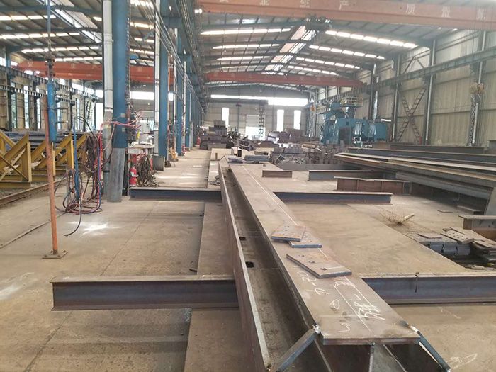 圓柱、箱型柱、十字形柱