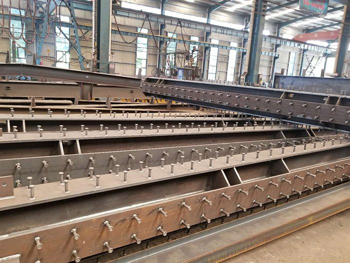 圓柱、箱型柱、十字形柱